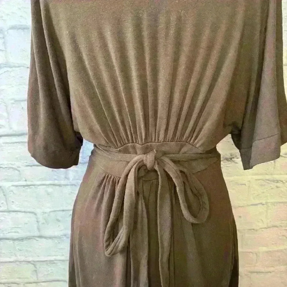 Karen Kane Small Brown Empire Tie Waist Jersey Dress Short Sleeve Knee Length - Picture 2 of 10